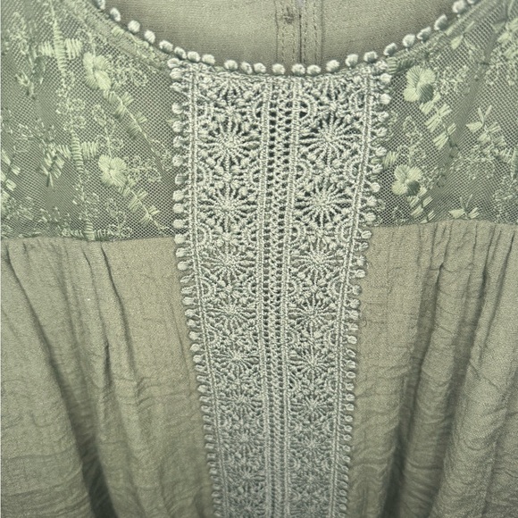 Green Sleeveless Dress by Zac & Rachel - Size 1X - Picture 3 of 8